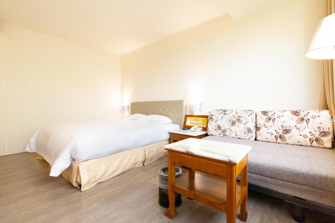 Daniel Motel Xinying Buitenkant foto